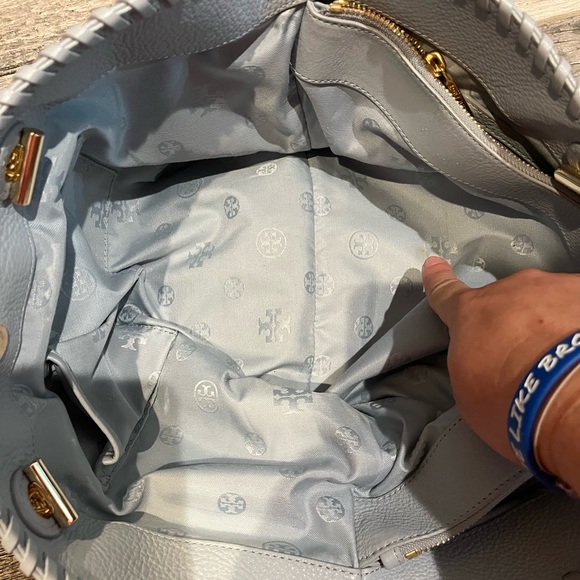 Tory Burch Marion East West Leather Tote Blue NWOT - Picture 7 of 9